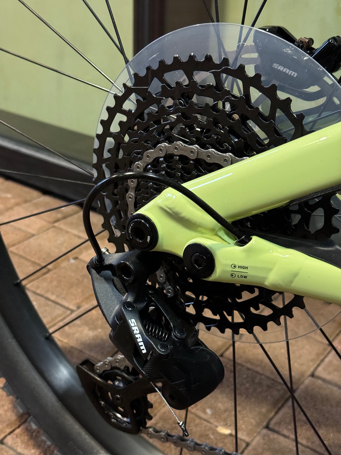 Specialized Turbo Levo Alloy